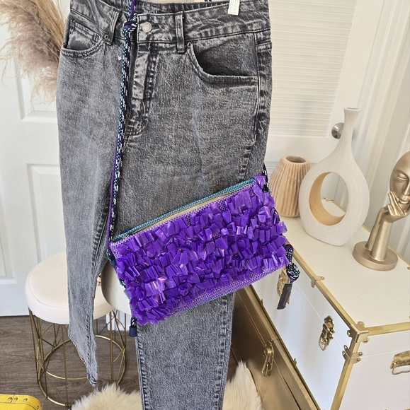 CUTE RECYCLED HANDMADE PURSE BY REFORM STUDIO & IDEOLOGY 💜💙 - Picture 3 of 15